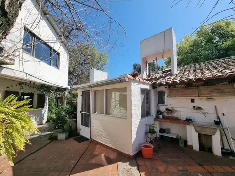 Casa en Venta en Pablo Nogues, USD 240.000