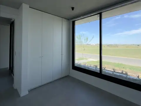 Casa en Venta en Funes, USD 590.000