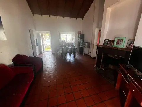 Casa en Venta en Ituzaingo, USD 110.000