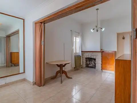 Depto Tipo Casa 2 ambientes con 1 baño