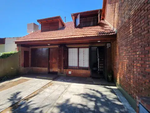 Depto Tipo Casa en Venta de 3 ambientes