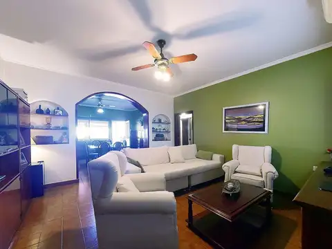 VENTA CASA 4 AMB TERRAZA PATIO COCHERA