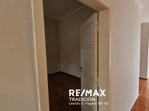 Casa 3 ambientes con 1 baño