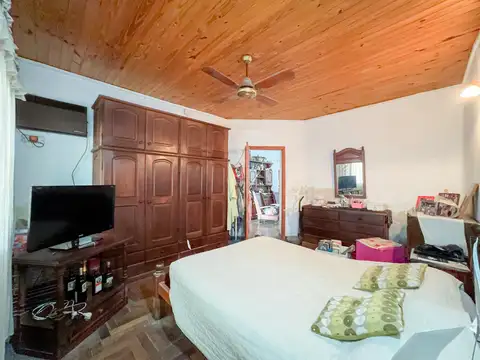 Casa 3 dormitorios en venta, patio, apto credito, barrio Fisherton