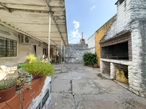 Gonzalez del Solar al 200