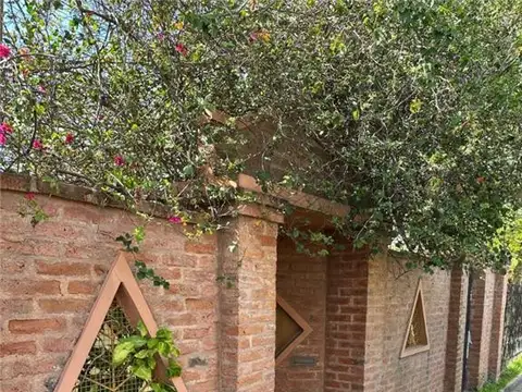 CASAS - CASA - PCIAS. UNIDAS, RESISTENCIA