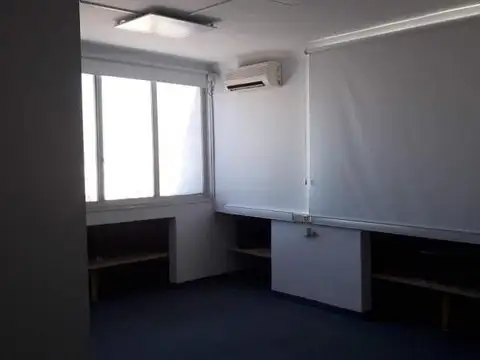 Oficina en Venta al Oeste