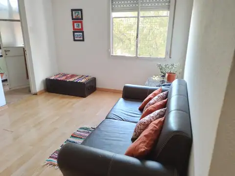 Departamento 4 ambientes con 1 baño