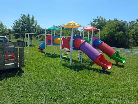 Complejo Acuático en venta