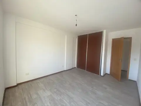 DEPARTAMENTO EN ALQUILER ZARATE