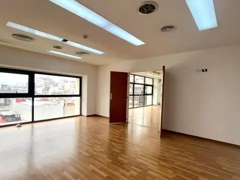 Oficina en Venta al Oeste