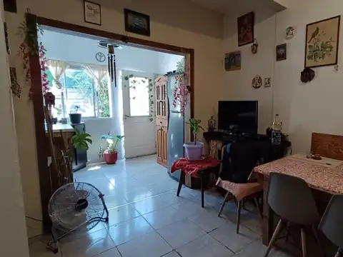 Depto Tipo Casa en Venta al Este