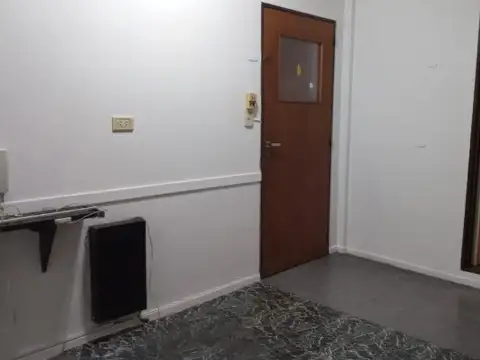 Oficina en Alquiler en Moron, $ 230.000