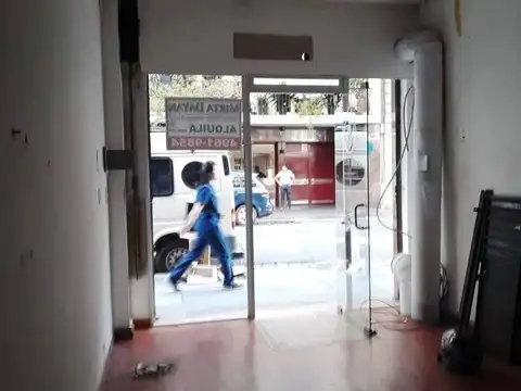 Local en Venta 30 años