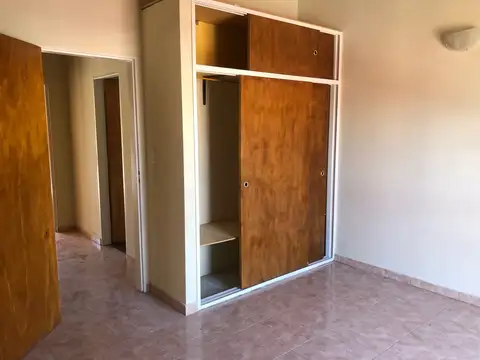 3 duplex con cochera, terraza y patio - Venta en block - Con renta