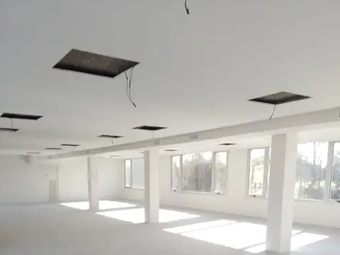 Oficina en Venta al Norte