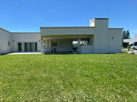 Casa en Venta en Santa Ines, USD 325.000