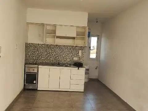 Departamento en Alquiler en Villa Luzuriaga, $ 111.111