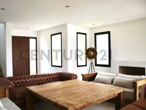 Venta de Casa 4 AMBIENTES 4 DORMITORIOS en Las Tipas, Tigre            
            
        <...