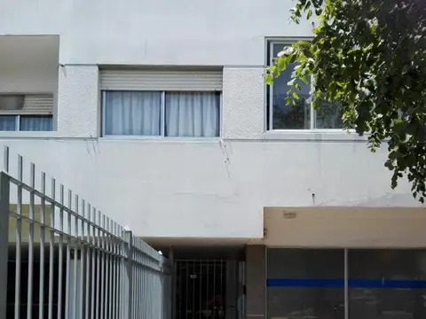 CERRITO E/ SOLIS Y GABOTO