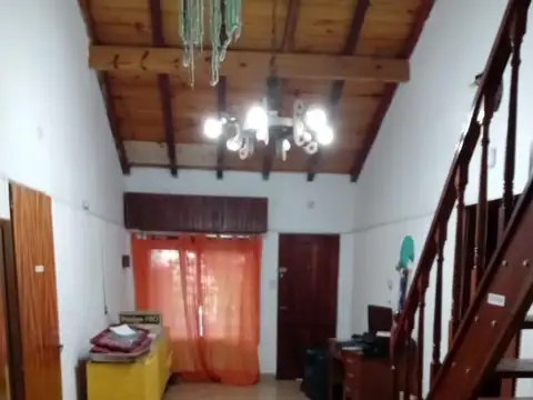 Casa en Venta con 6 cocheras