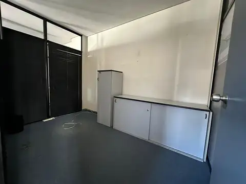 Oficina en Alquiler al Norte