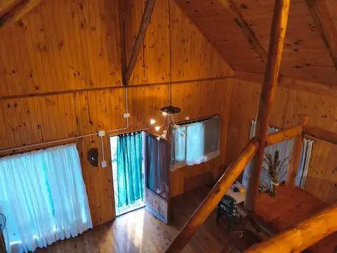 Cabaña 2 ambientes con amplio terreno en Oro Verde