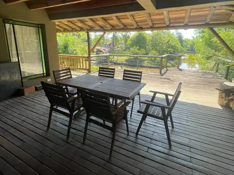 Casa en Venta con 1 cochera