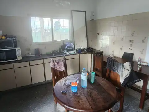 Galpon en Venta 43  mts Fondo