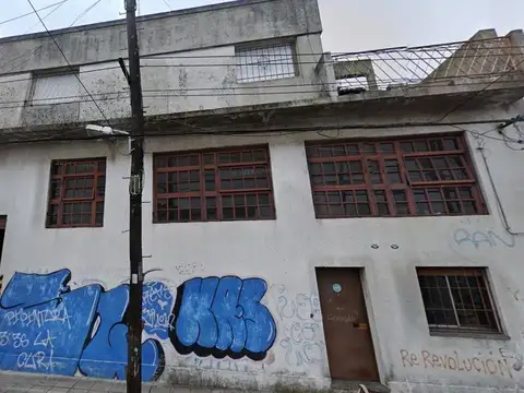 Galpón  y Dpto / Oficinas 536 m² - Ramos Mejía