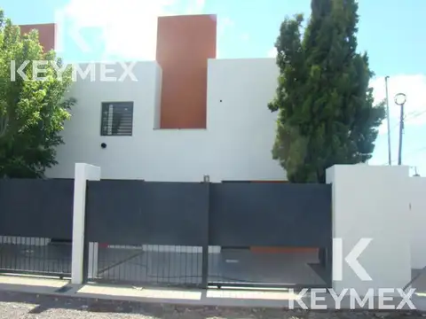 DUPLEX TIPO CASA DE 3 DORMITORIOS