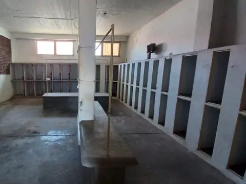 Galpon en Alquiler en Lanus Oeste, USD 850