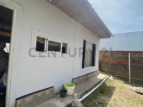 516 e 20 y 21 2500, Piso 0