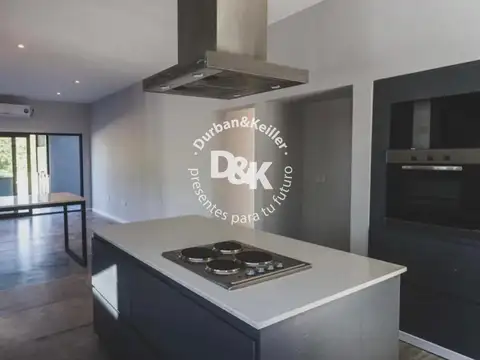 Casa en Venta al Este