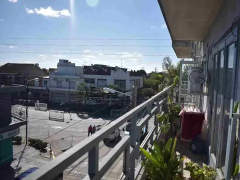 Venta departamento 3 ambientes en Virreyes