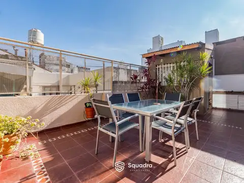 Depto Tipo Casa en Venta de 6 ambientes