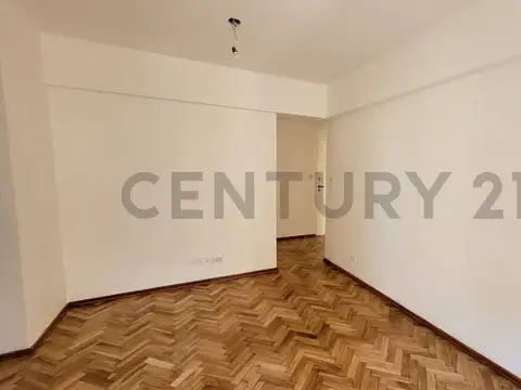 Curapaligue 400, Piso 0