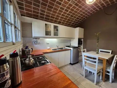 Venta Casa Duplex Reciclada doble cochera - Única