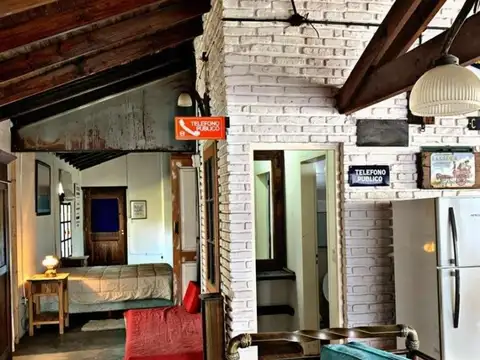 Casa en Alquiler con 2 cocheras