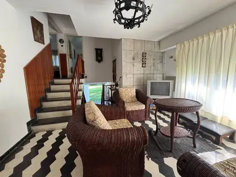 Depto Tipo Casa en Venta 46 años