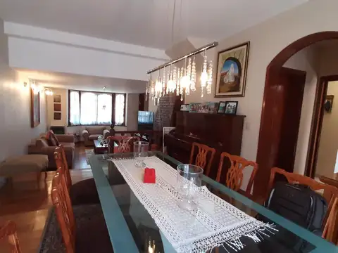 Casa en Venta en Campana, USD 300.000