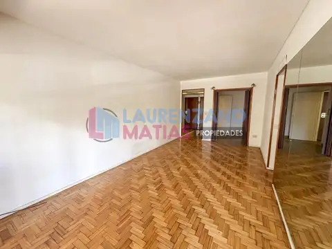 SALVADOR MARIA DEL CARRIL al 3200