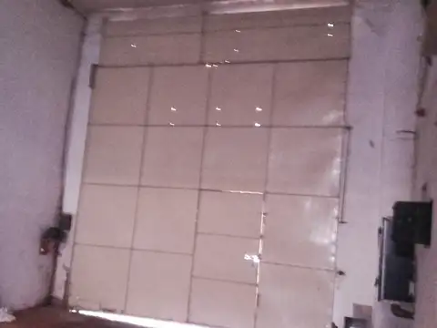 Galpon en Venta 10  mts Frente