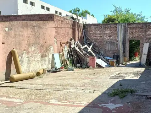 LISANDRO DE LA TORRE al 3800