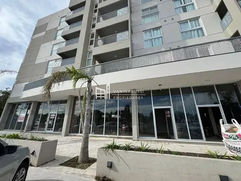 Venta local comercial ubicado en Loma Verde