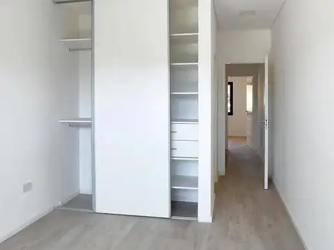 Depto Tipo Casa 2 ambientes con 1 baño