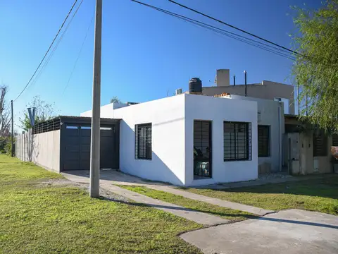 Casa en Venta en Los Pinos Moderna y Funcional