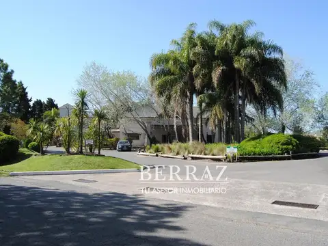 Lote venta de 1300 m2 en Campo Grande Pilar