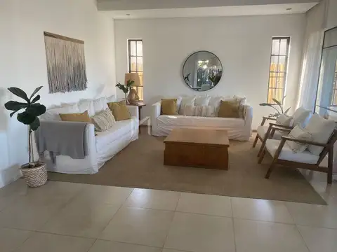 Barrio San Francisco 300