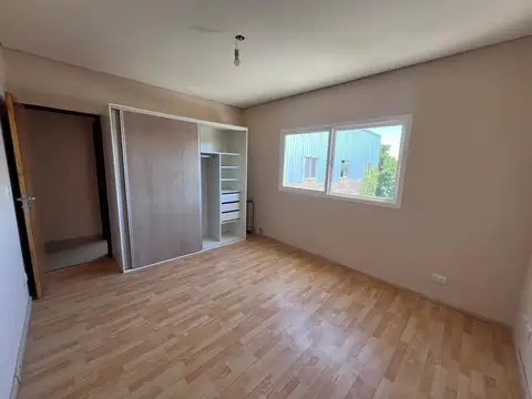Depto Tipo Casa en Venta de 2 ambientes